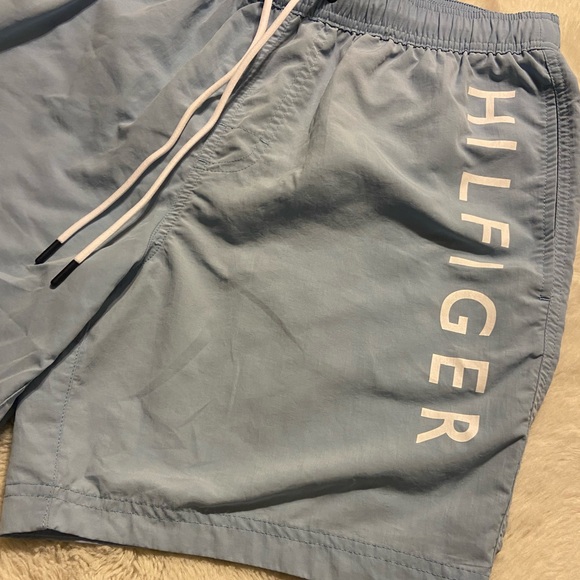 Tommy Hilfiger baby blue standard 7” swim trunks size Medium - Picture 10 of 12
